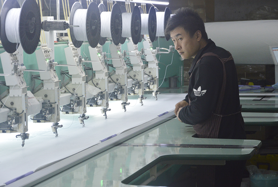 发热线生产特写